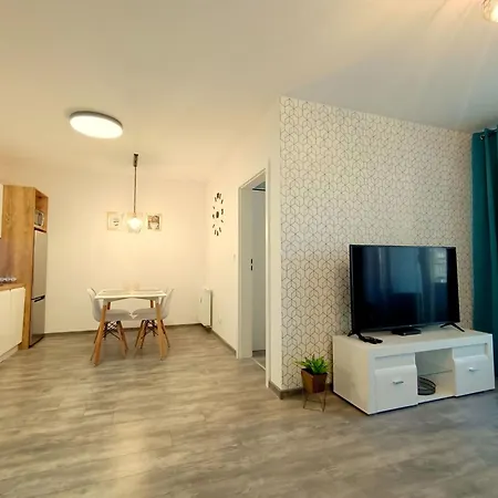 Mazowiecka Park Mit Balkon By Interhome Apartmán